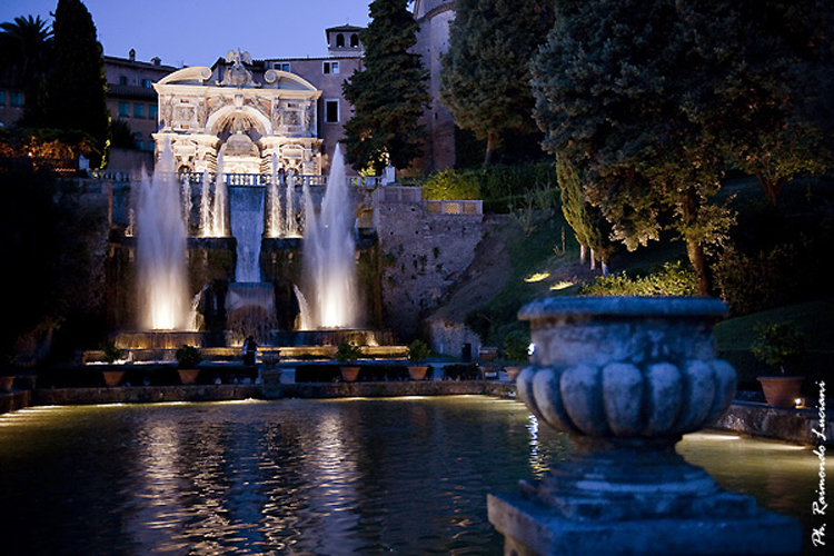 Tivoli - Villa D'Este - Peschiera e Fontana di Nettuno